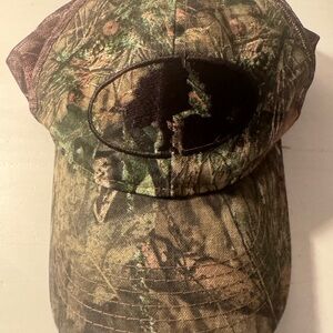 Mossy Oak Camouflage Cap with Green and Brown Tones